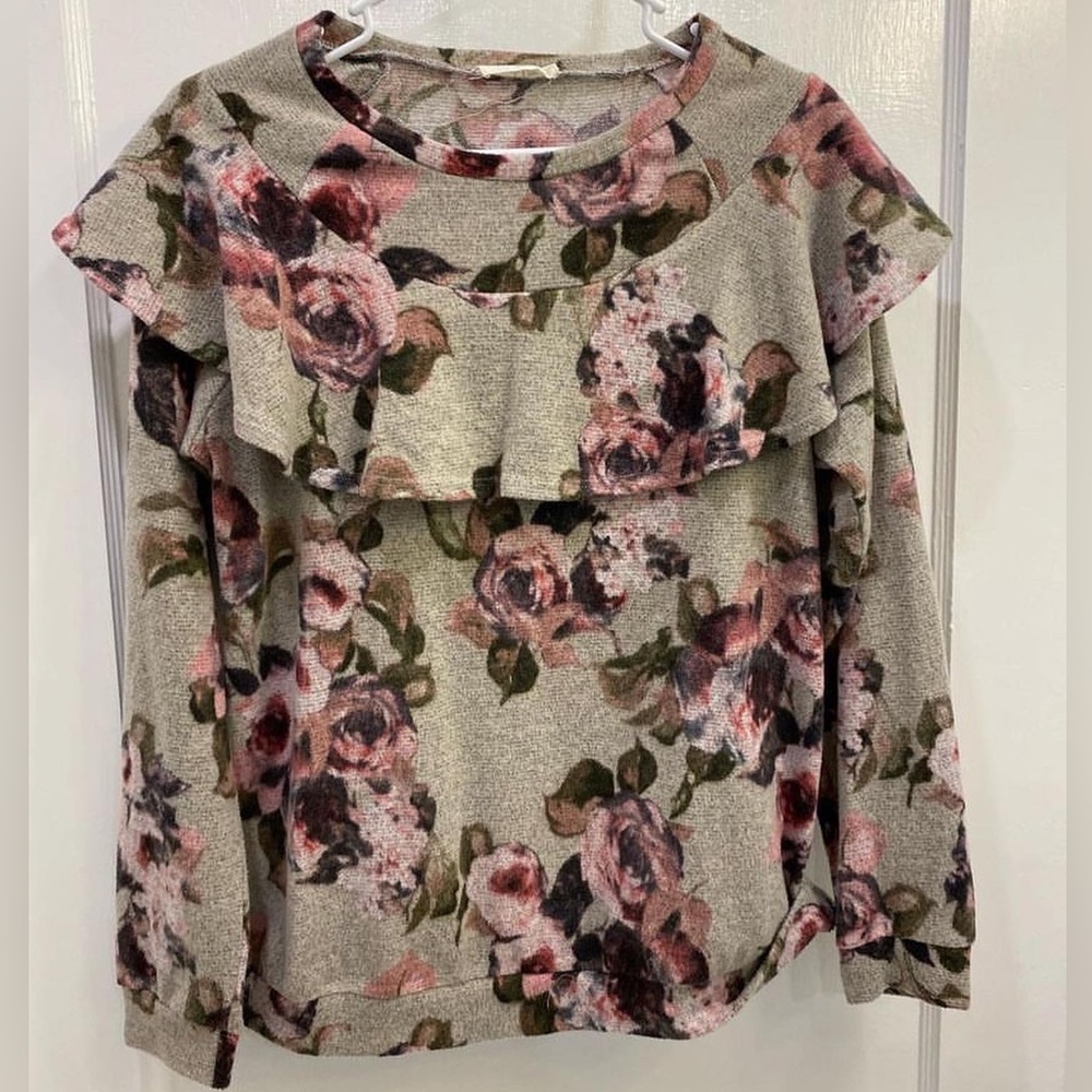 M2 flower ruffle shirt